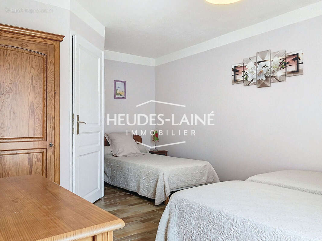 SAINT JEAN LE THOMAS - ensemble immobilier à vendre - maison et gîte à vendre - 50530 - photo 7