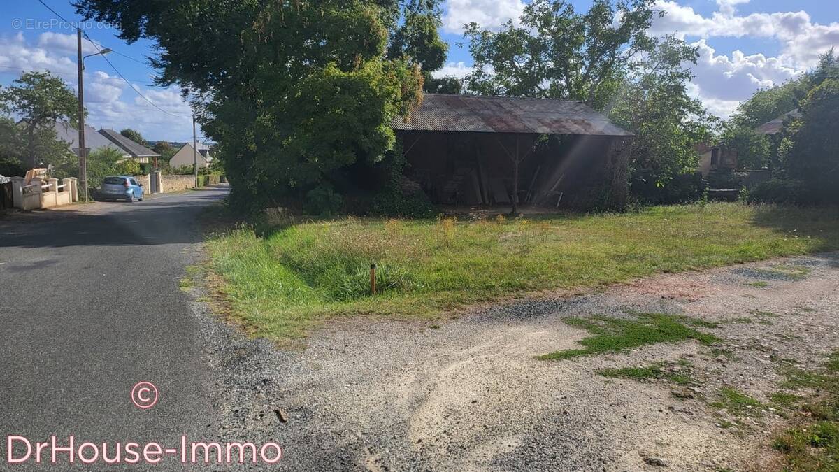 Terrain à MARTIGNE-BRIAND