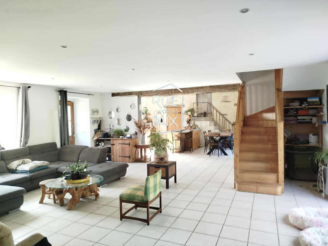 Maison à THURE