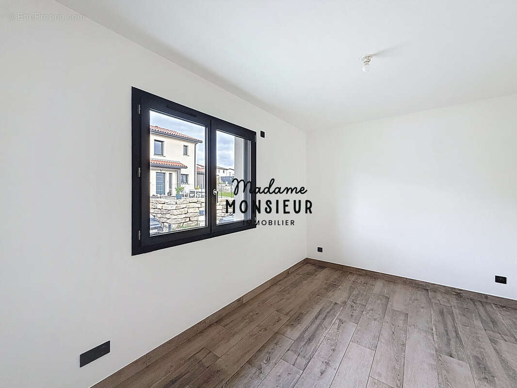 Maison à BOURGOIN-JALLIEU