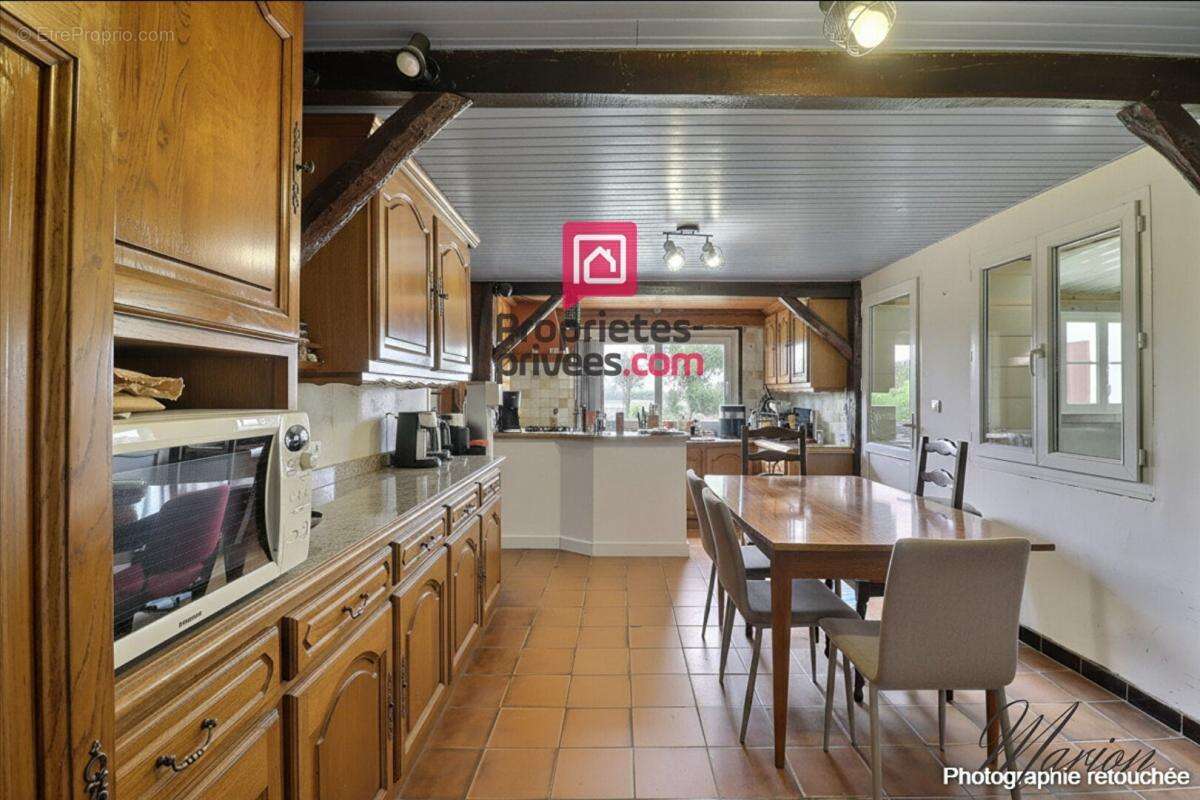 Maison à LE MESNIL-SUR-BULLES