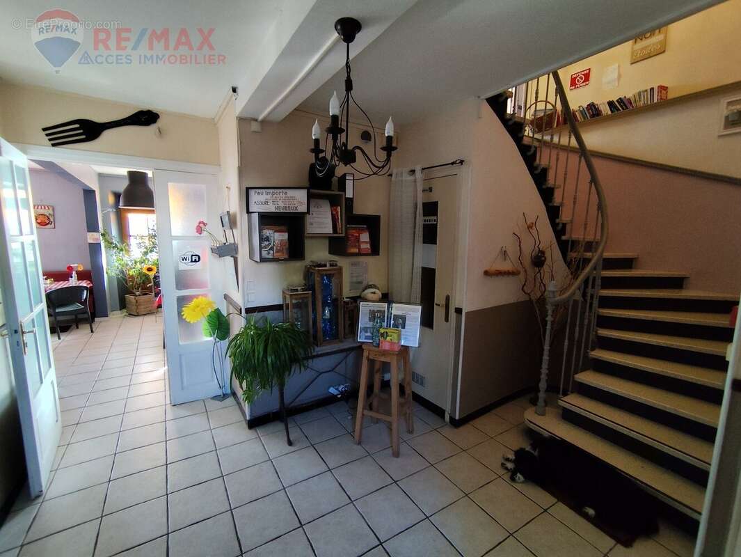 Commerce à MARSEILLETTE