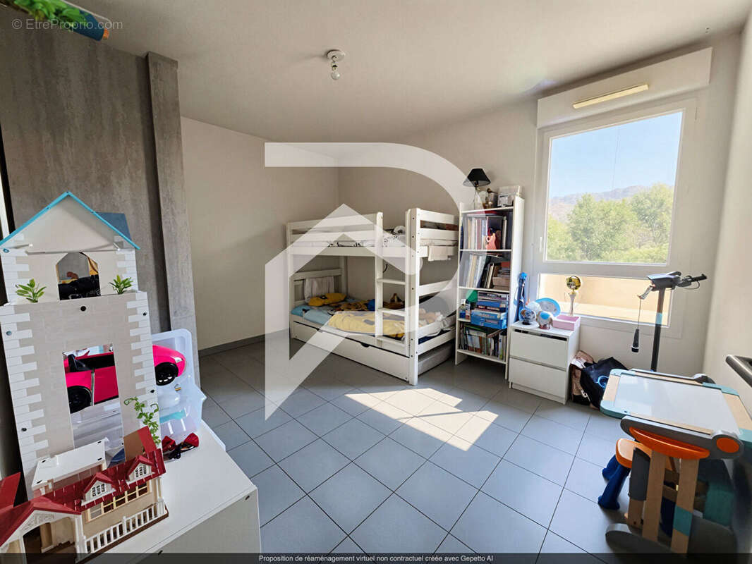 Appartement à MARSEILLE-15E