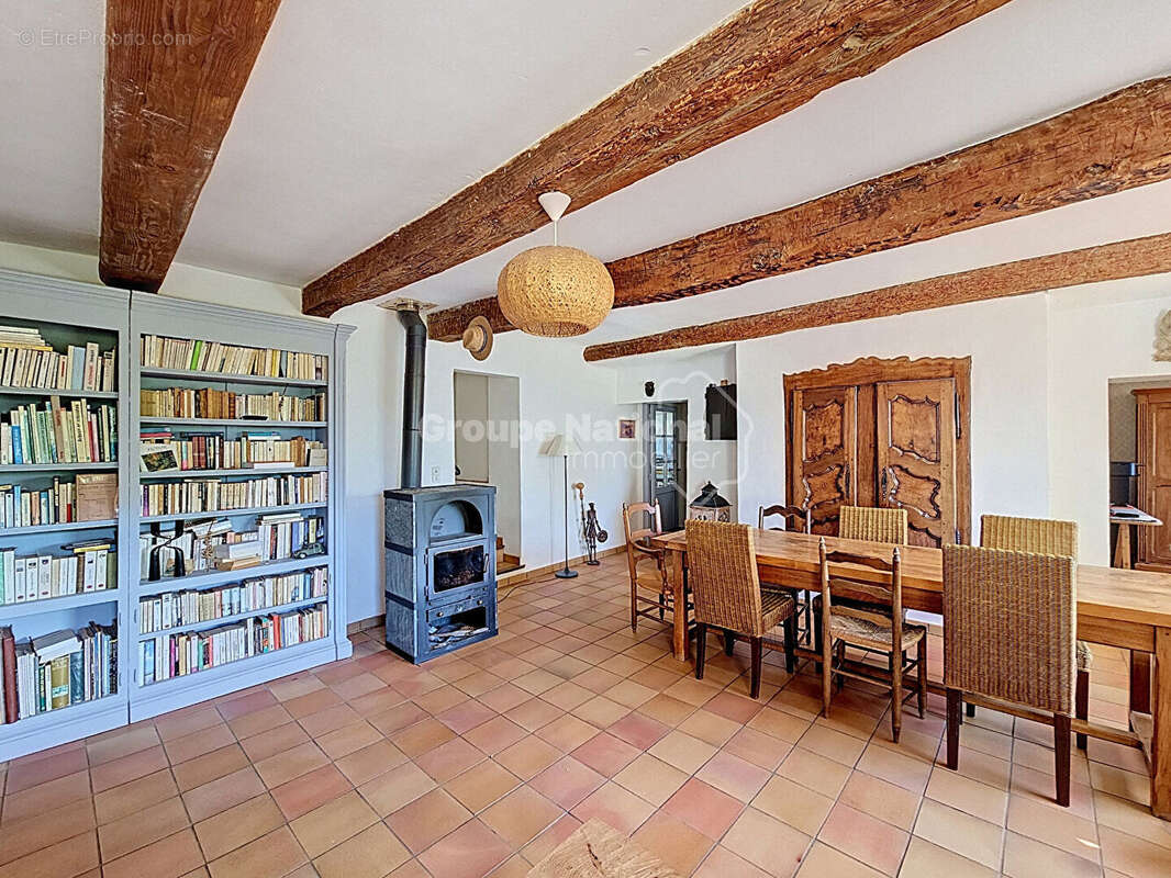 Propriété de caractère Bastide, dépendances, énorme potentiel ! - photo 16