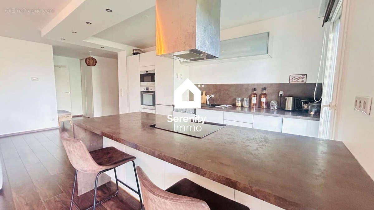 Appartement à MARSEILLE-13E
