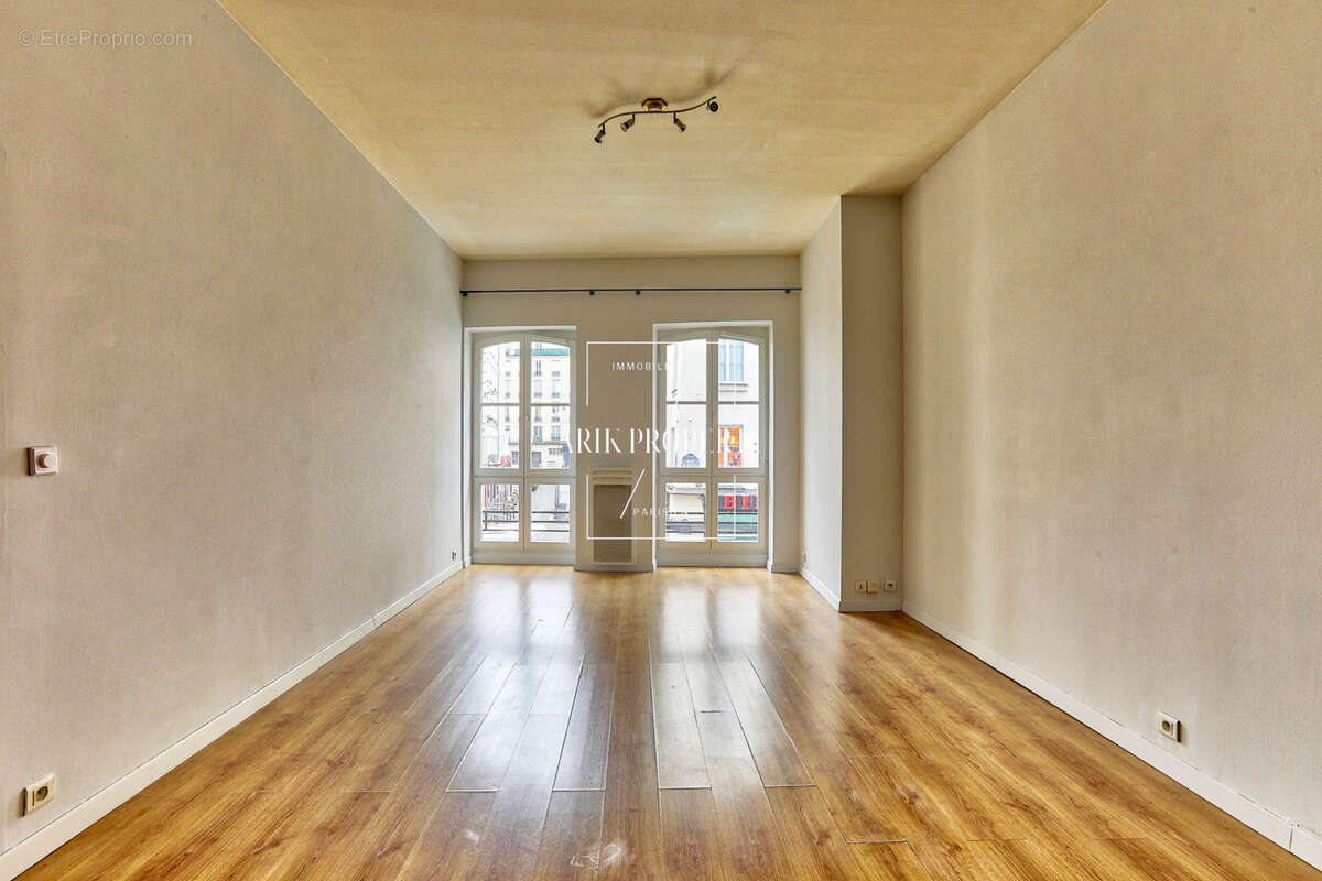 Appartement à PARIS-2E