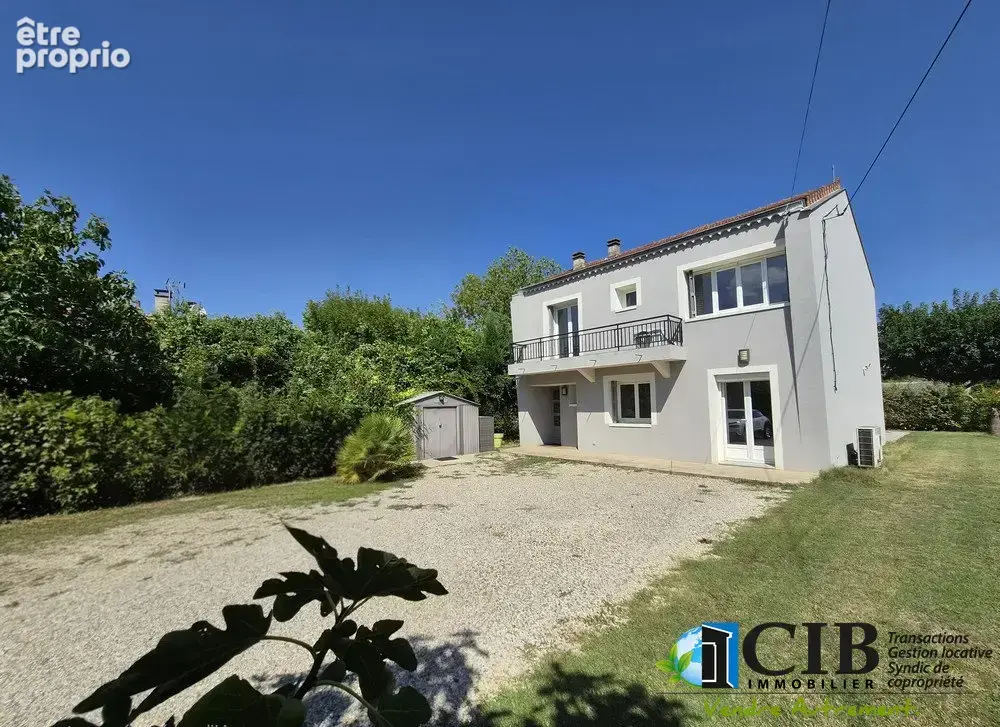Belle maison renovee - 4 chambres - piscine - photo 1