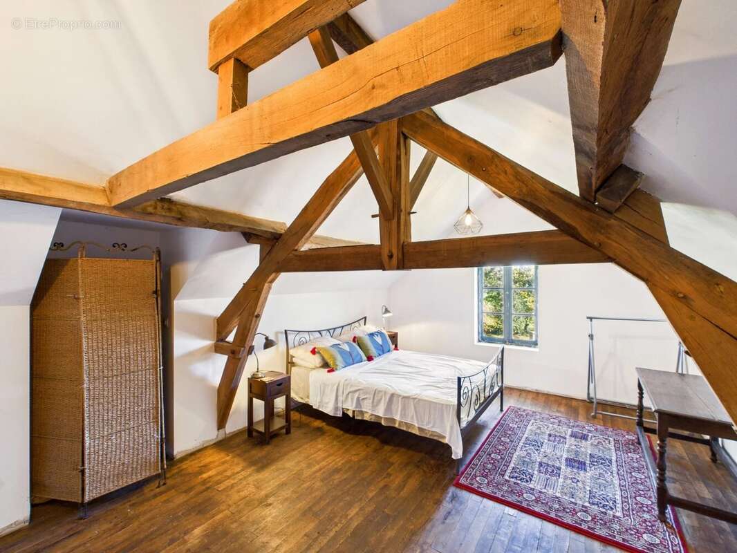 Maison à SAINT-YRIEIX-LA-PERCHE