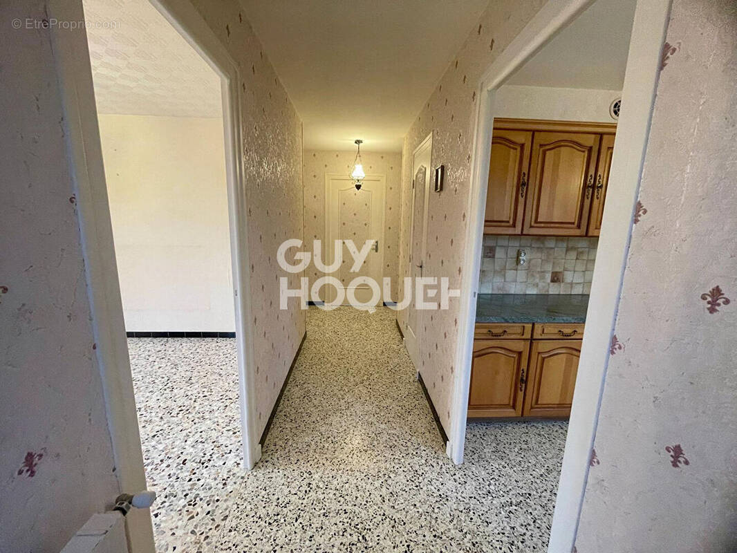 Maison à POUILLY-LES-FEURS