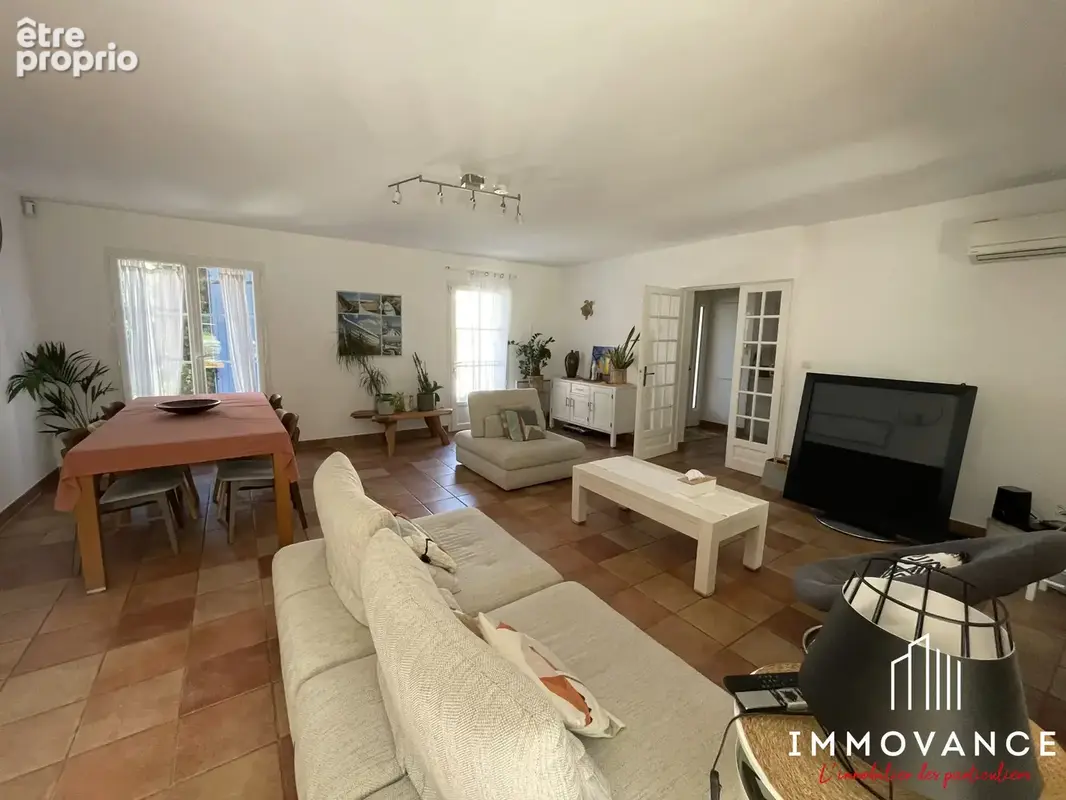 Maison 6 pièces 139 m² à vendre à Castries (34160) - photo 4