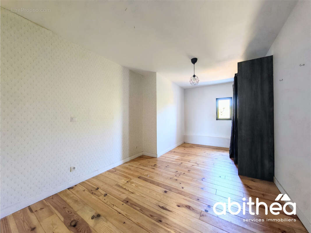 Une maison de caractère à terminer selon vos envies… - photo 11
