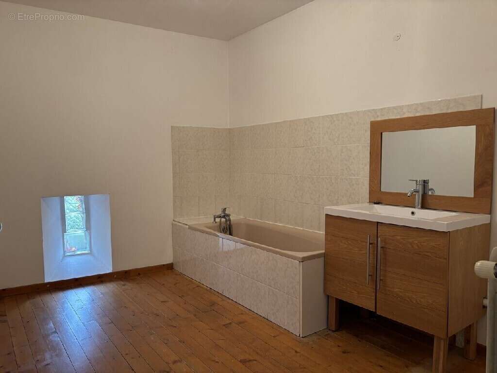 Maison à CASTELJALOUX