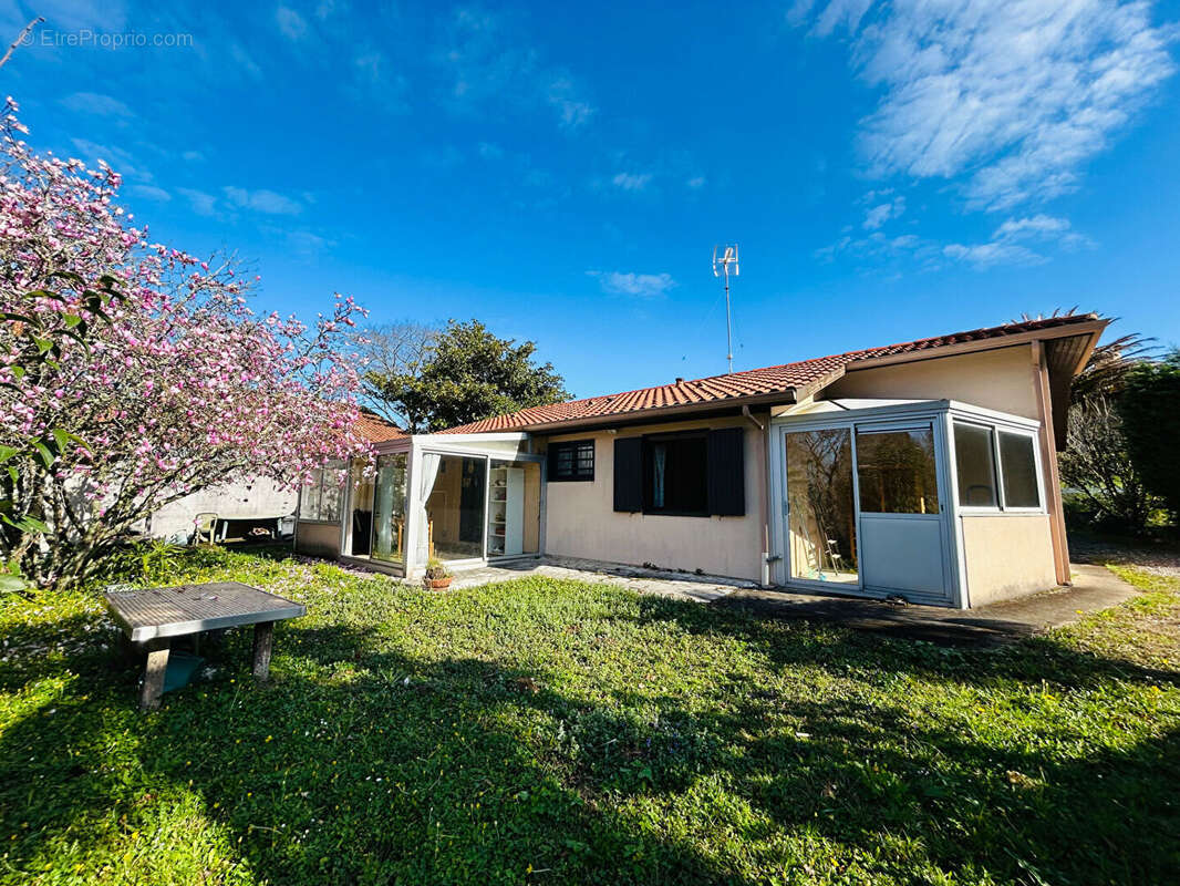 Maison à TARNOS