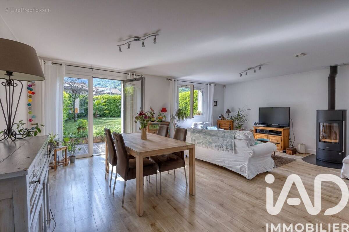 Photo 1 - Maison à CROLLES