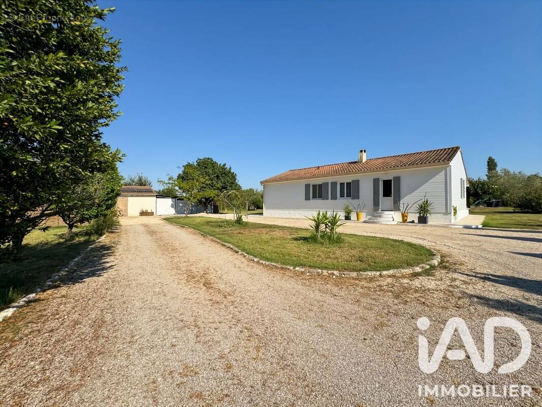 Photo 1 - Maison à BEAURECUEIL