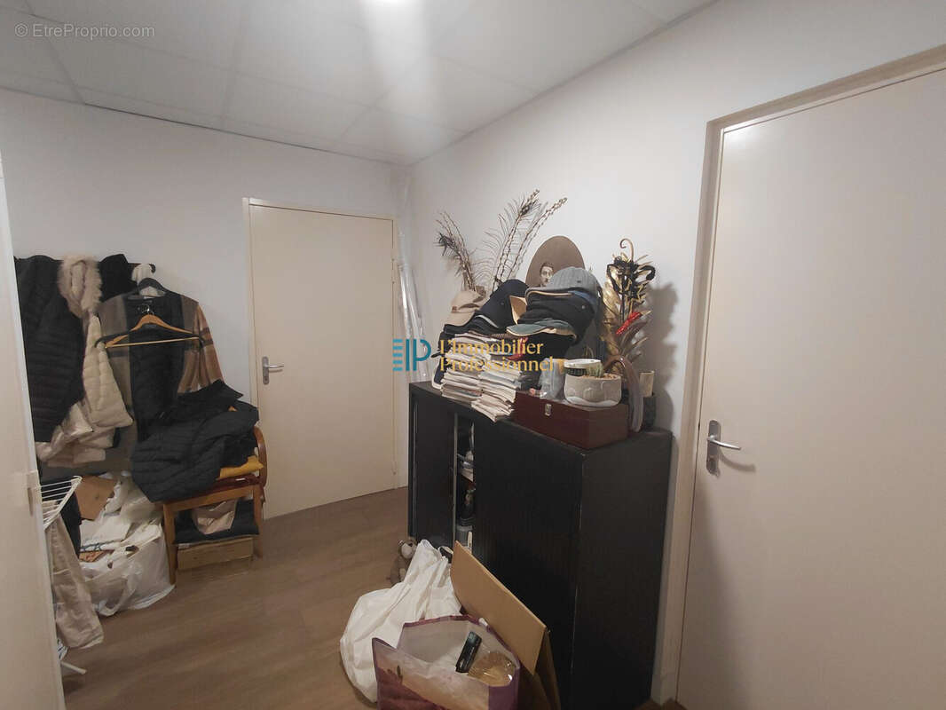 Commerce à PONT-L&#039;ABBE