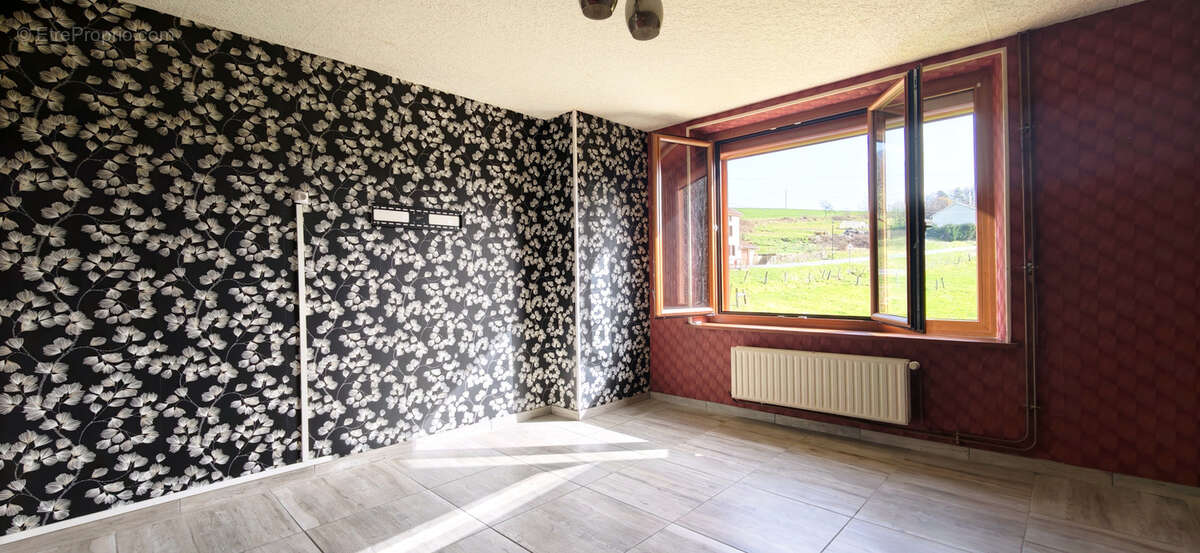 Maison de caractère   195 m2   4 grandes chambres   Terrain 2 096 m2   Vue forêt   Xertigny   219 900 € - photo 8