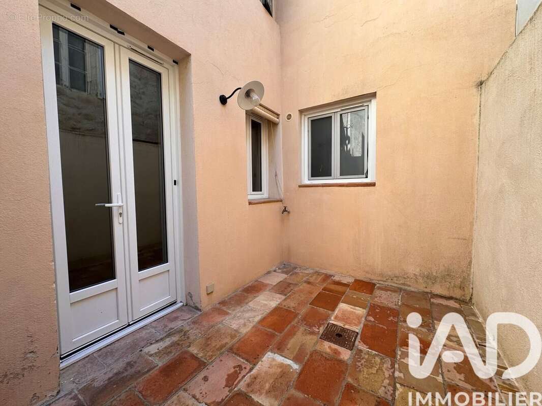 Appartement 61 m² à Villeneuve-Les-Avignon  - photo 9