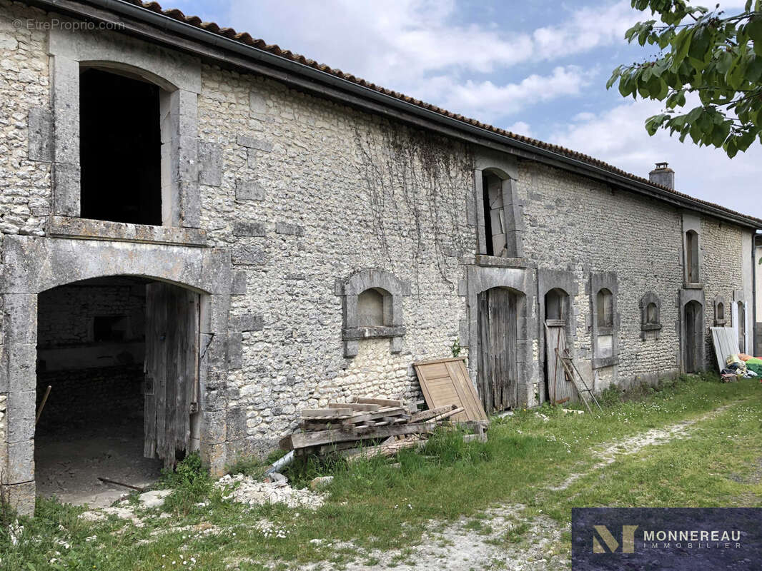 Grange a barbezieux - photo 2