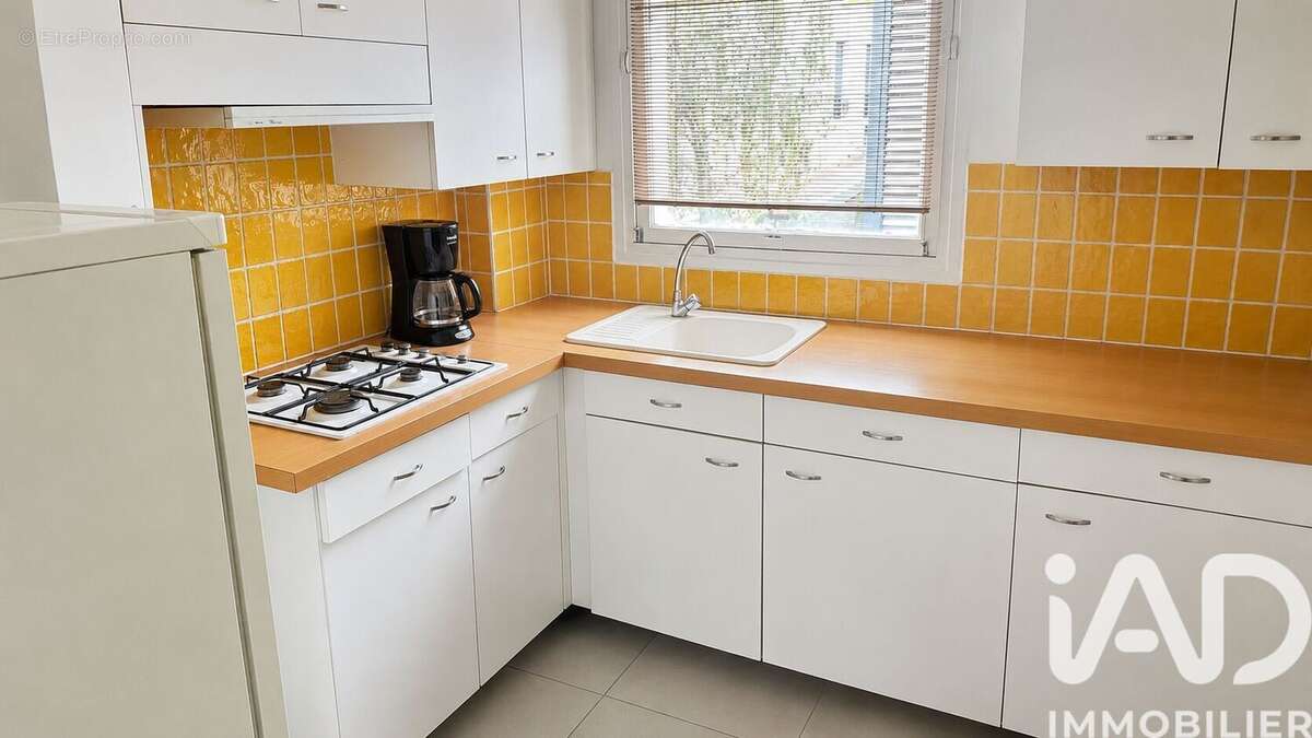 Appartement 77 m² à Saint-Cloud  - photo 8
