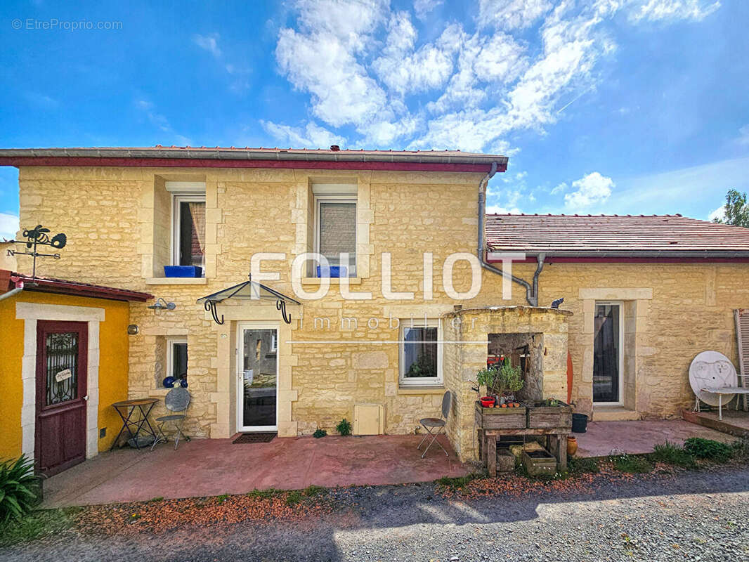 Maison à LUC-SUR-MER
