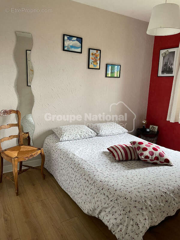 Maison à VILLENEUVE-LES-SABLONS