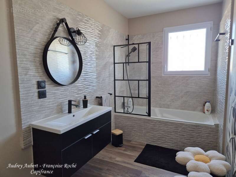 Maison à PUYROLLAND