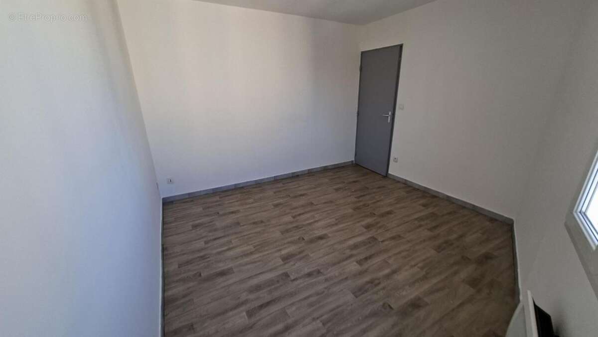 Appartement à SAINT-GENIES-DE-COMOLAS