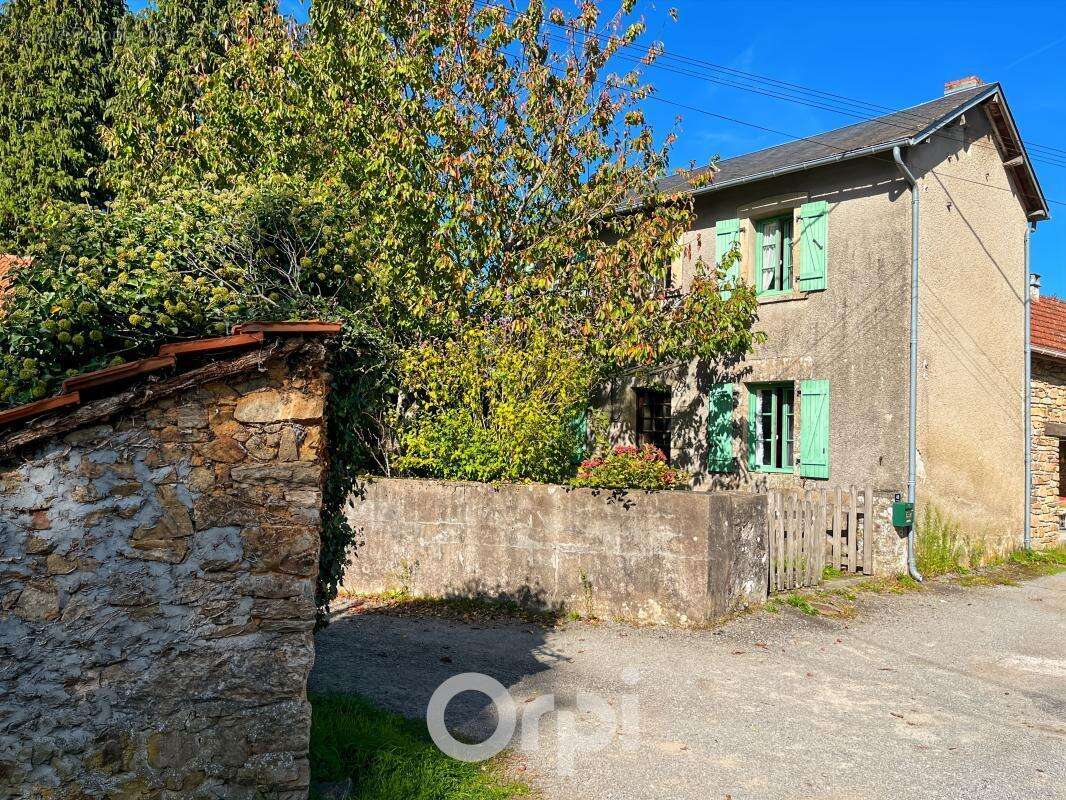 Maison à SAINT-LAURENT-LES-EGLISES