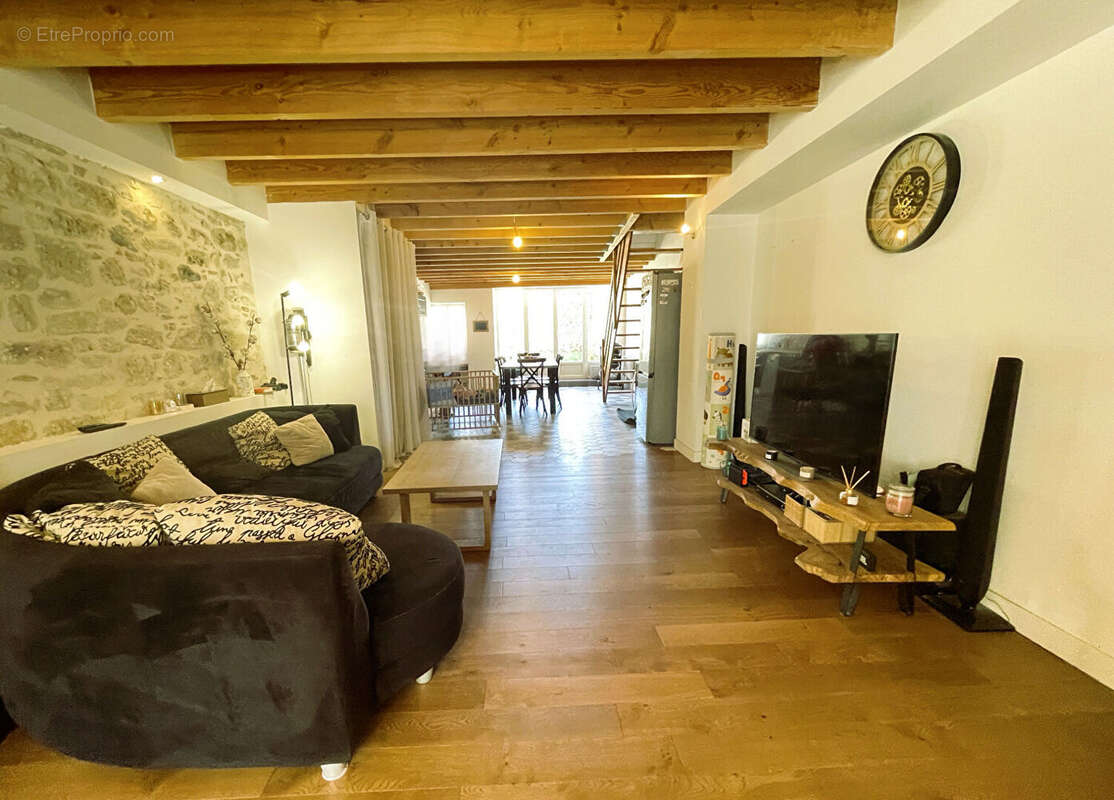 Maison en pierre de caractère + terrasse et jardinet - Penne-d'Agenais - photo 5