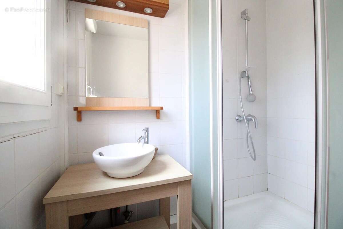 Appartement à LANVALLAY