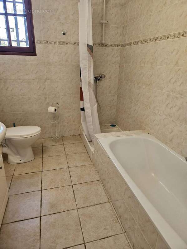 Maison à CASTELNAU-DE-GUERS