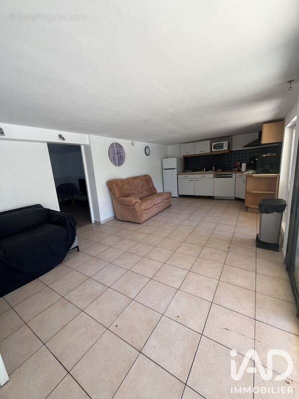Parking 626 m² à Narbonne  - photo 9