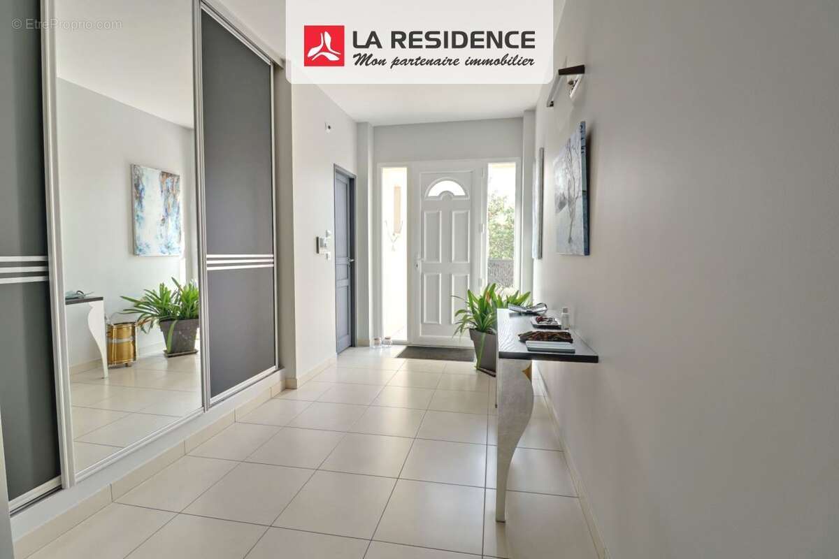 Maison à CARRIERES-SUR-SEINE