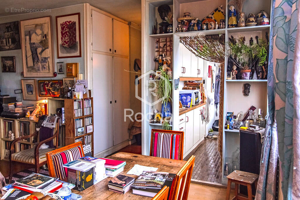 Autre à PARIS-10E