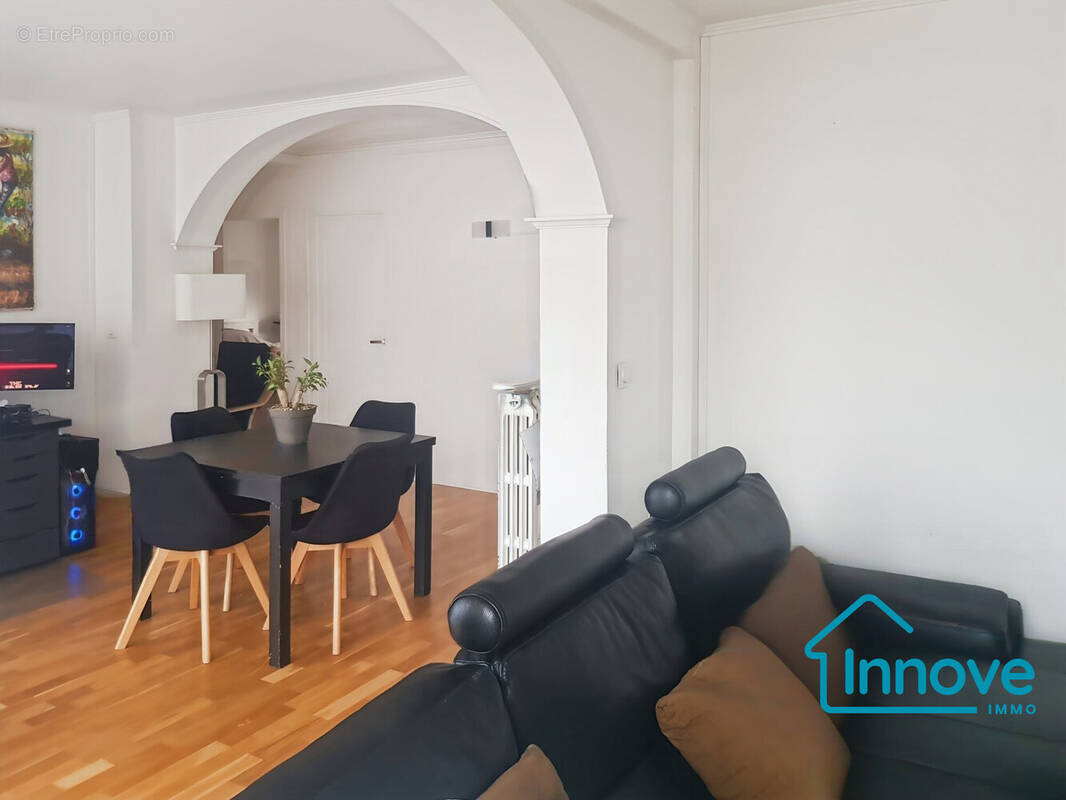 Appartement à LA CELLE-SAINT-CLOUD