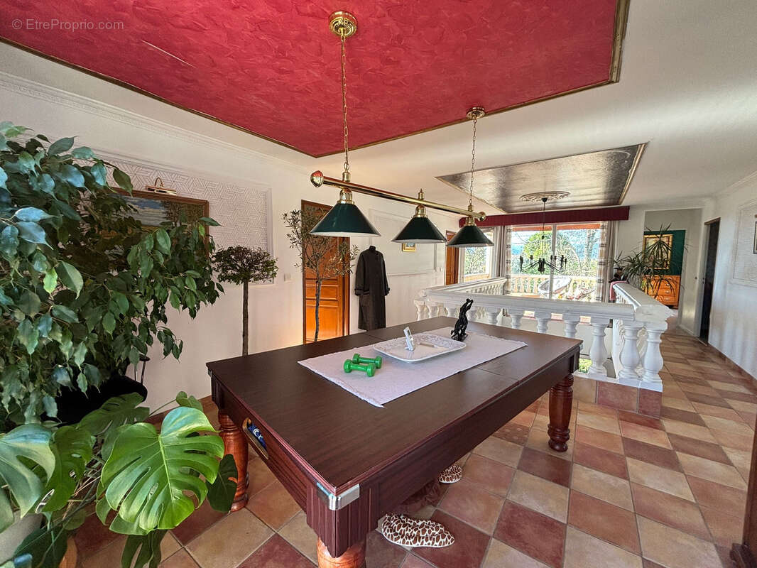 Maison à LIVRON-SUR-DROME