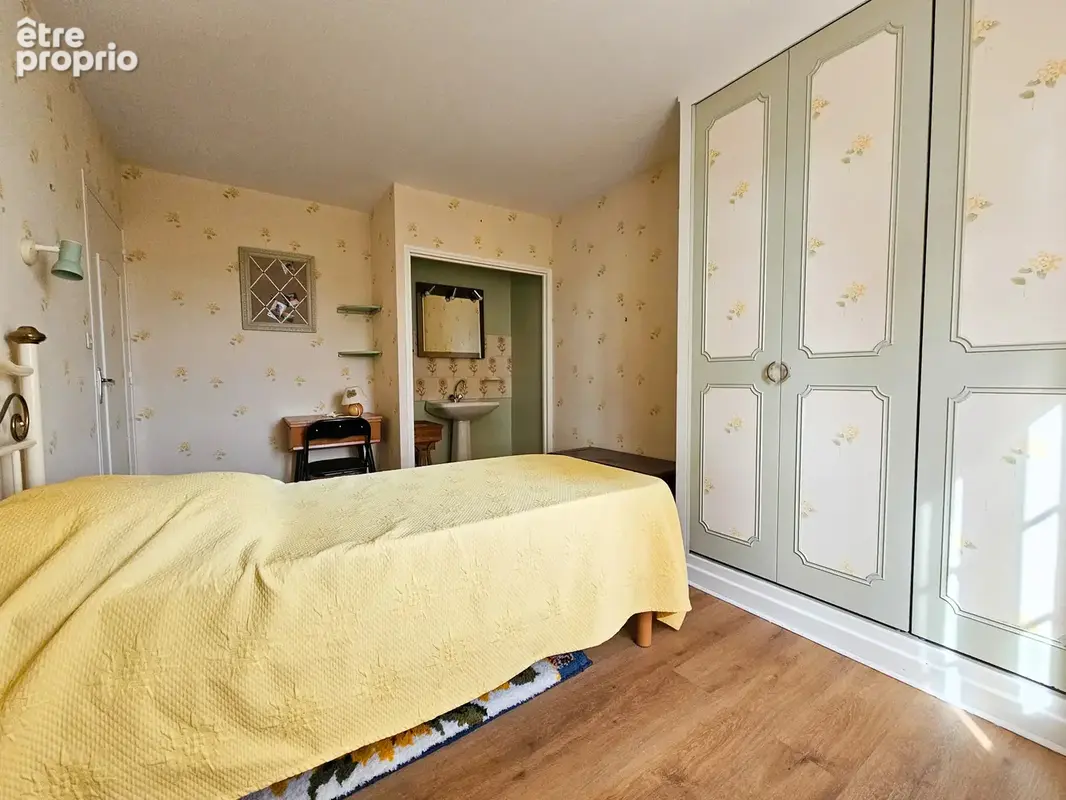 Saint-Philippe-du-Seignal : Maison familiale avec piscine sur parc arboré - photo 9