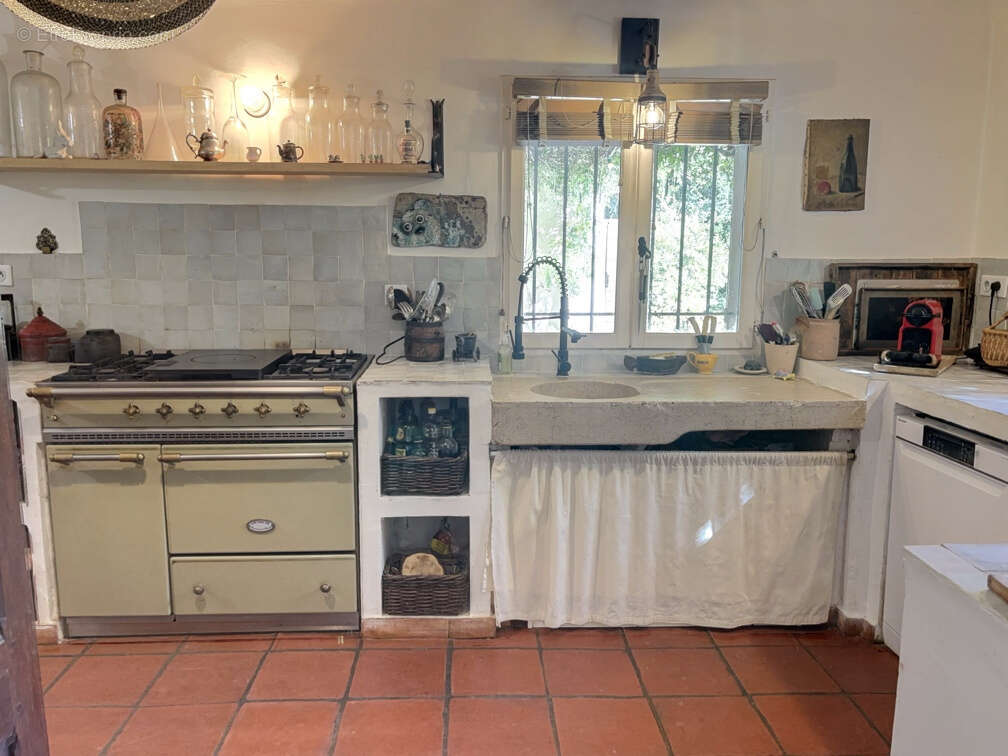 Maison à LA GARDE-FREINET