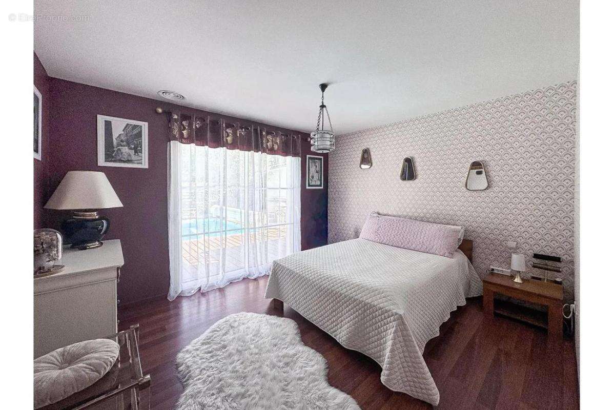 Maison T6 de 222m² à Léognan - photo 6