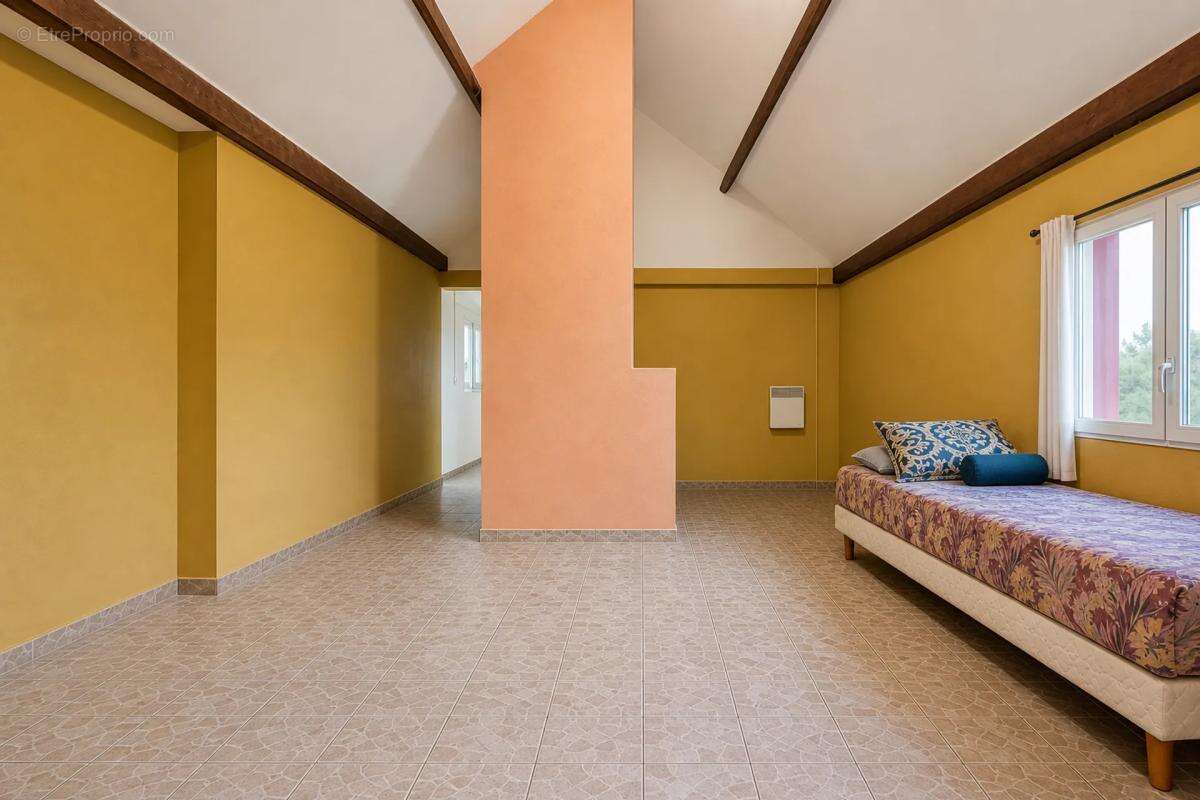Maison de 187 m² en vente à Conteville - Idéal pour les familles - photo 6