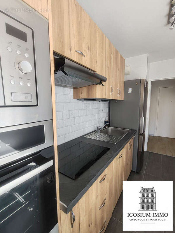 Appartement à CHARENTON-LE-PONT