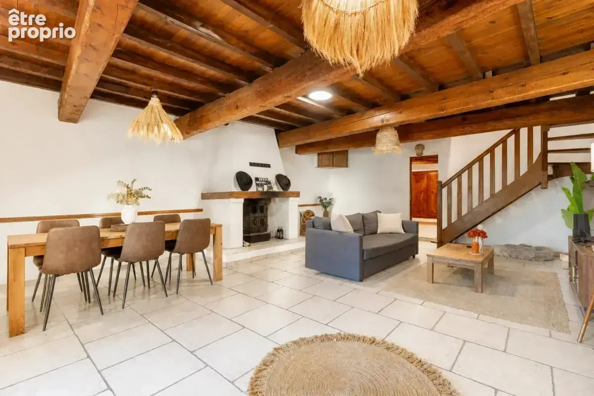 Maison à MORIERES-LES-AVIGNON