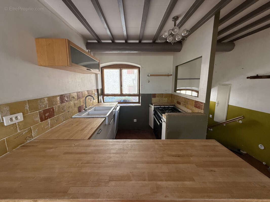 Maison à MONTPEYROUX