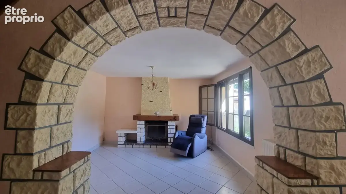 Maison à vendre Val-de-la-Haye  99,04 m²  3 chambres  Garage, Cave & Jardin - photo 7