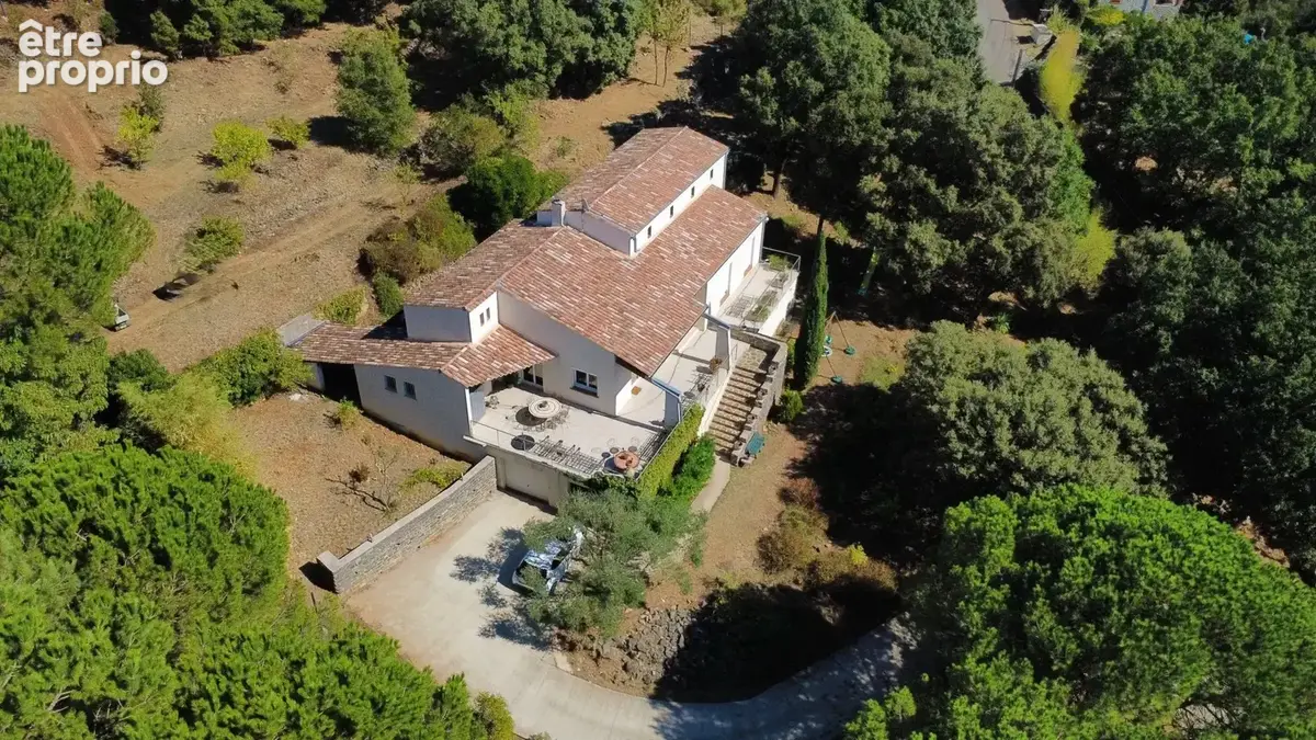 Maison familiale au calme - 6 pièces - 155.9 m² - photo 2