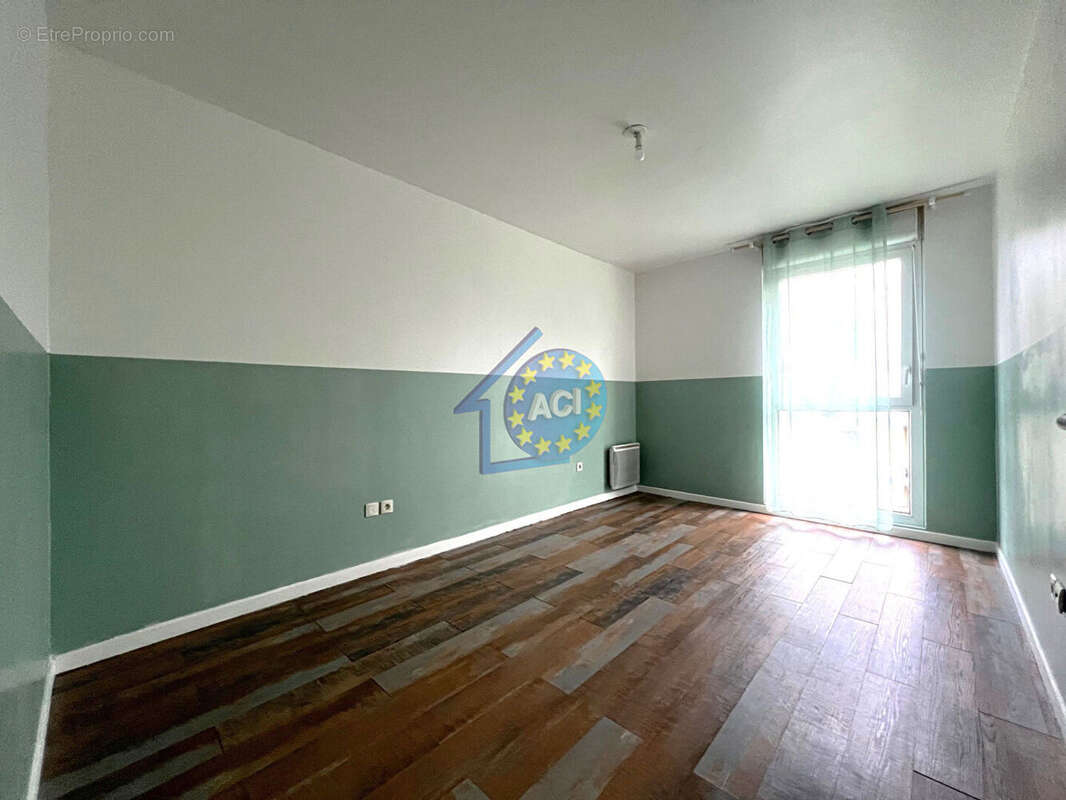 Appartement à MANTES-LA-JOLIE