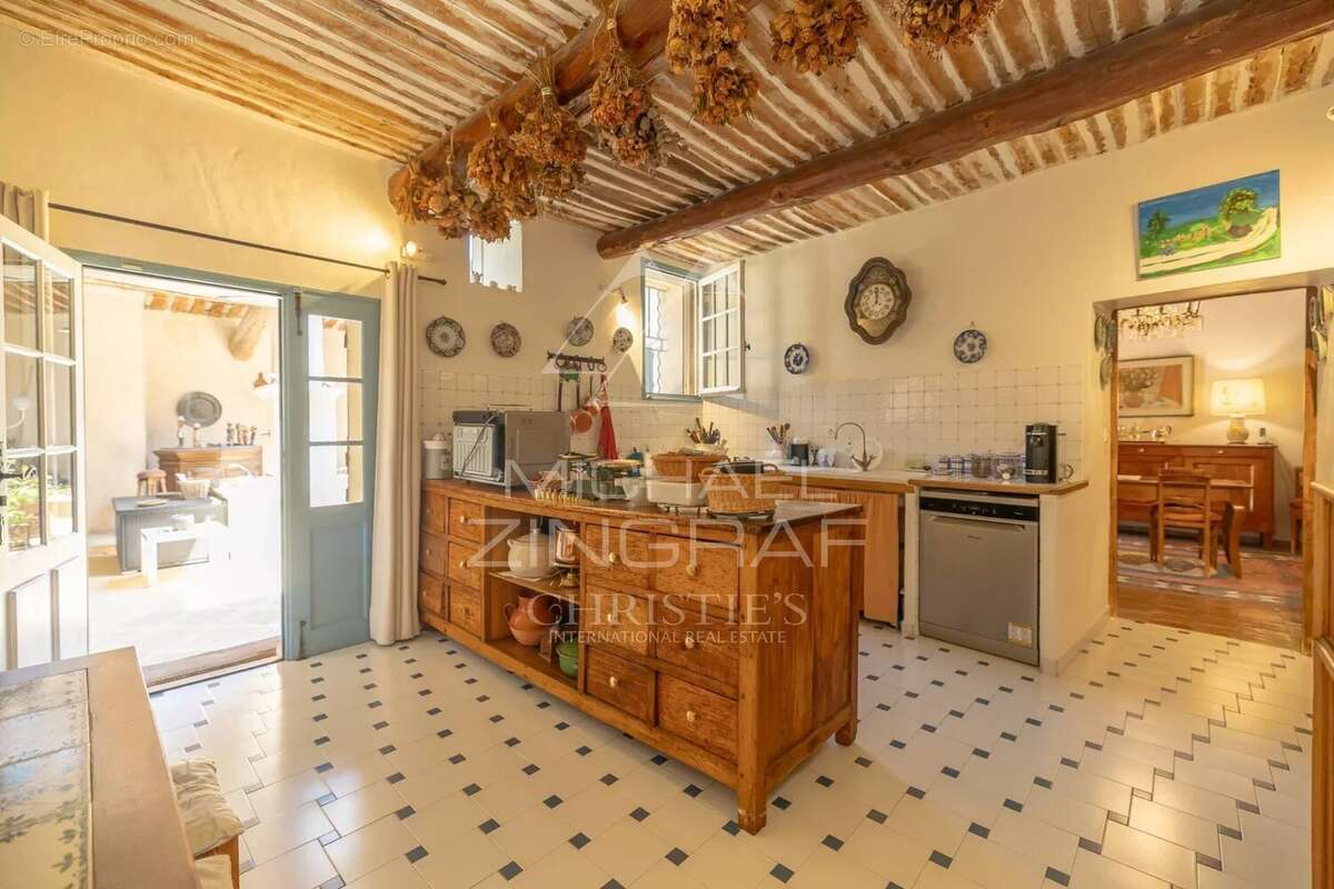 Maison à LOURMARIN