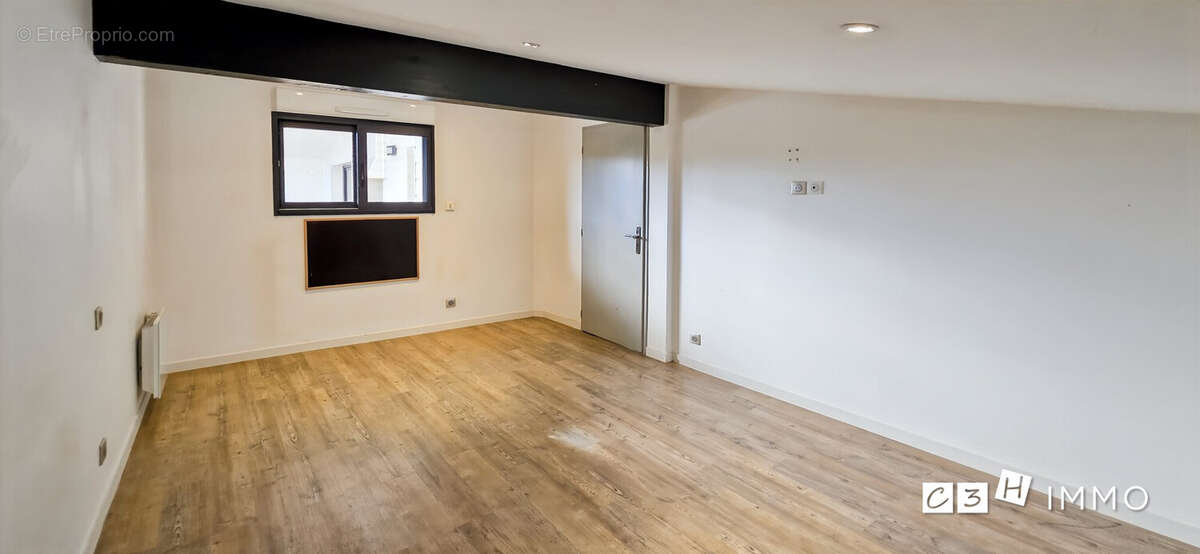 Appartement à MAUZAC