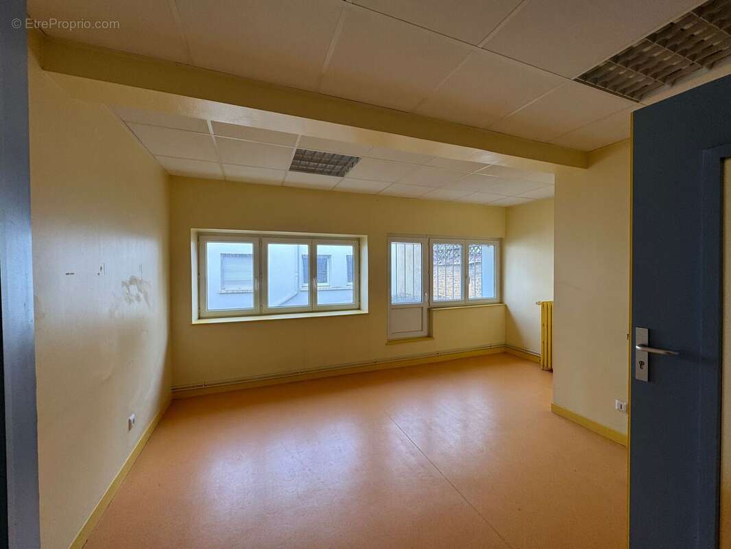 Commerce à CHARLEVILLE-MEZIERES